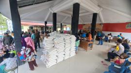 Penyaluran CPP di Kalurahan Kemejing, 711 KPM Terima Beras dan Minyak Goreng